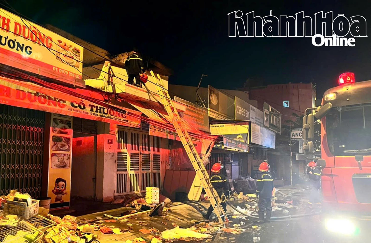 ក្រុម​អ្នក​ពន្លត់​អគ្គីភ័យ​បាន​ចូល​រួម​ក្នុង​ការ​ពន្លត់​ភ្លើង​នៅ​ផ្ទះ​មួយ​នៅ​ផ្លូវ​ង្វៀន​ឃុយ​យ៉េន សង្កាត់ Bac Nha Trang កាលពី​ថ្ងៃ​ទី​២៩ ខែ​កក្កដា ឆ្នាំ​២០២៥។