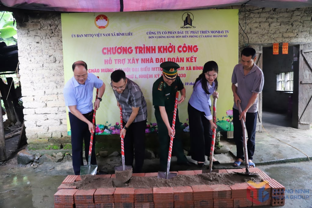 Xã Bình Liêu khởi công xây dựng nhà ở cho gia đình anh