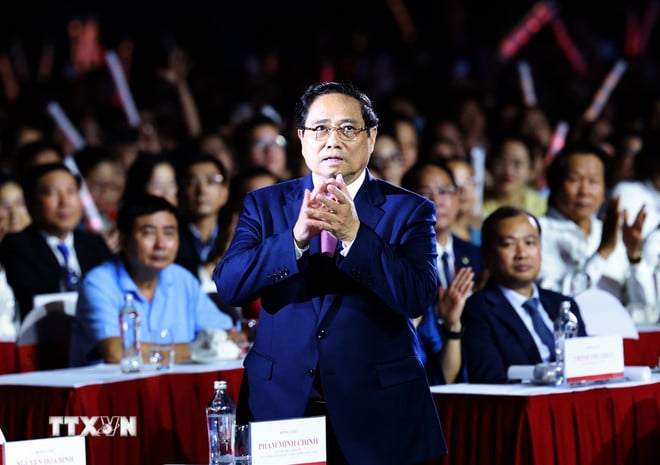 ttxvn-thu-tuong-pham-minh-chinh-du-le-be-mac-trien-lam-thanh-tuu-dat-nuoc-80-nam-hanh-trinh-doc-lap-tu-do-hanh-phuc-8276698-4.jpg