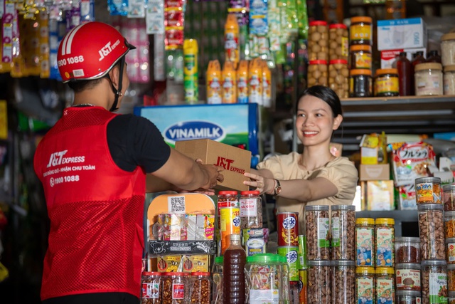 AI giúp tối ưu hóa vận chuyển , giảm gánh nặng cho ngành logistics Việt Nam cuối năm - Ảnh 1.