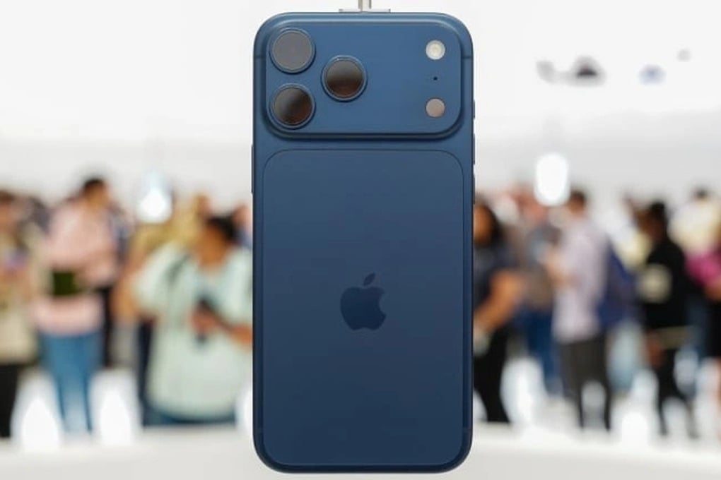 Mẫu iPhone 17 Pro Max duy nhất còn sẵn hàng nhưng kén khách mua ở Việt Nam - 2