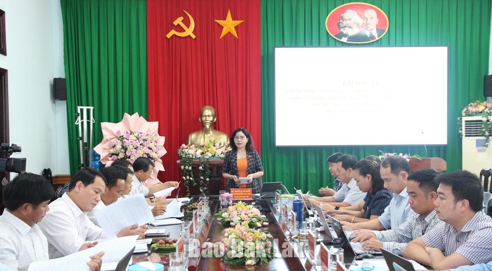 ប្រតិភូចូលរួមការស្ទង់មតិ។