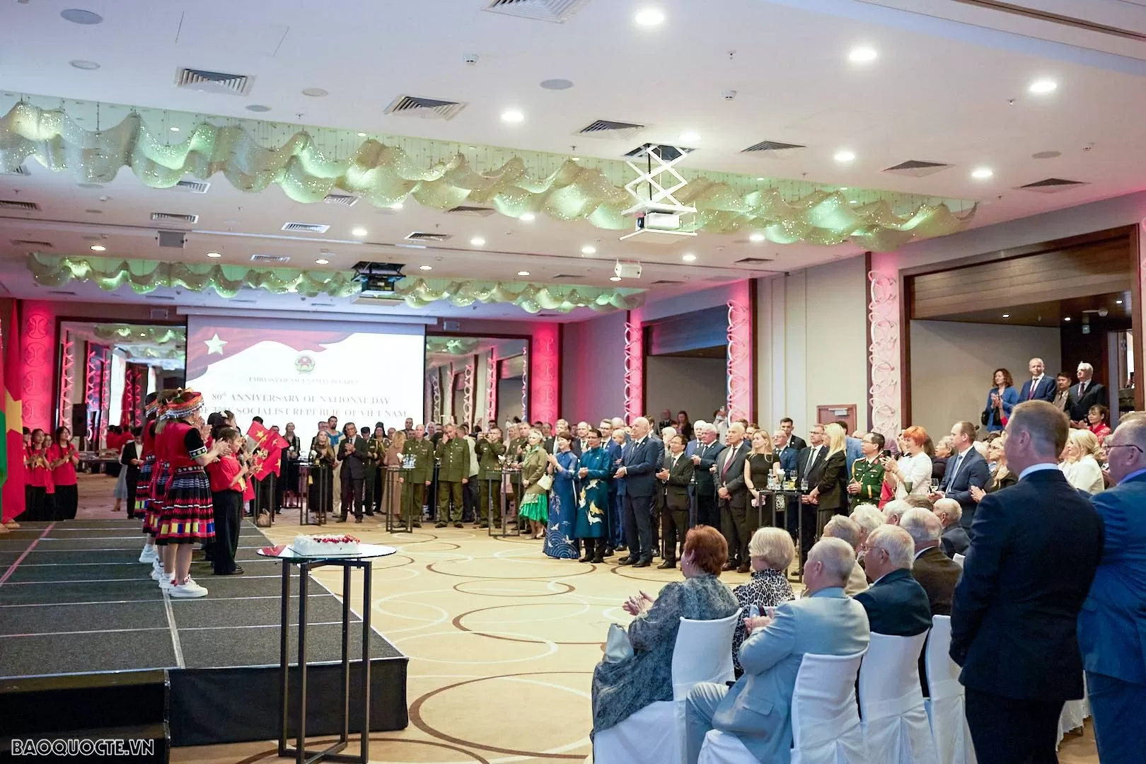 Đại sứ quán Việt Nam tại Belarus chiêu đãi kỷ niệm 80 năm Quốc khánh