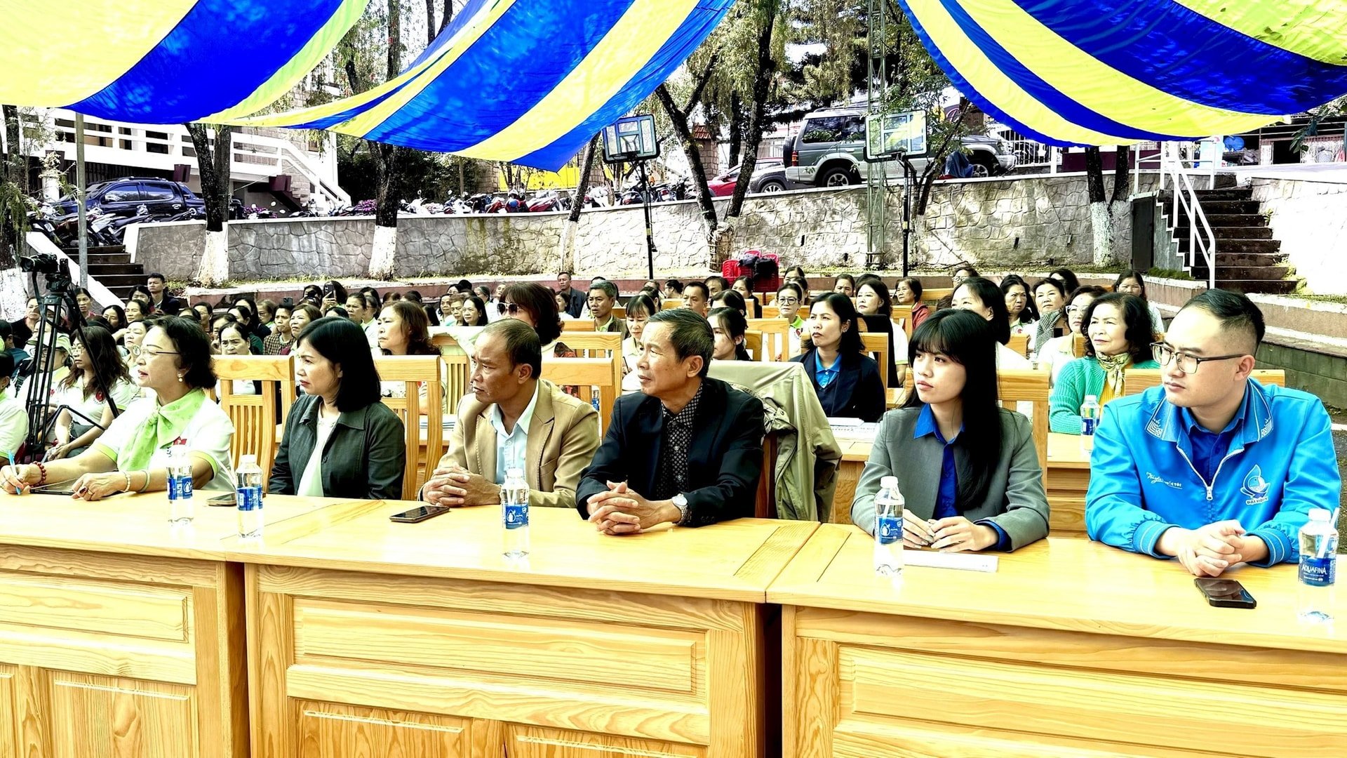 រូបភាព 4 ជ្រើសរើស