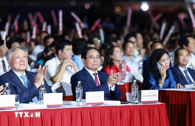 ttxvn-thu-tuong-pham-minh-chinh-du-le-be-mac-trien-lam-thanh-tuu-dat-nuoc-80-nam-hanh-trinh-doc-lap-tu-do-hanh-phuc-8276698-2.jpg