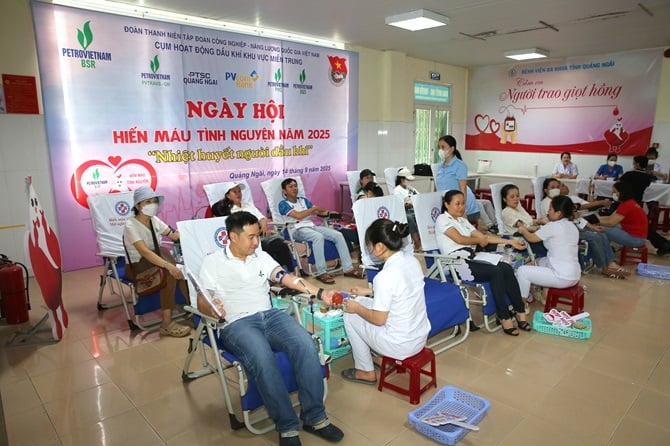 បុគ្គលិក BSR ចូលរួមយ៉ាងសកម្មក្នុងការបរិច្ចាកឈាម - រាល់តំណក់ឈាមដែលបានផ្តល់ឱ្យ ជីវិតត្រូវបានសង្គ្រោះ។