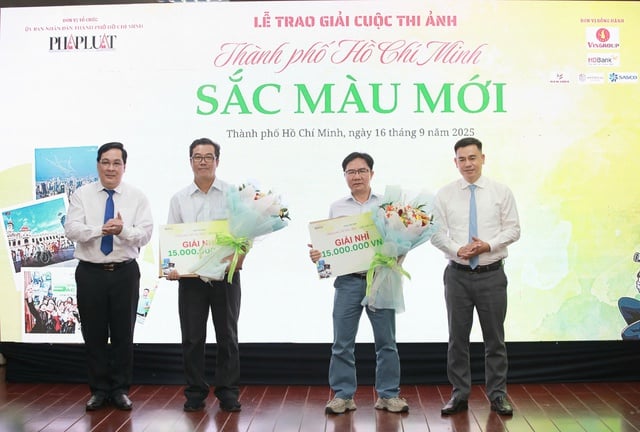  Trao giải và triển lãm 'TP.HCM sắc màu mới'- Ảnh 2.