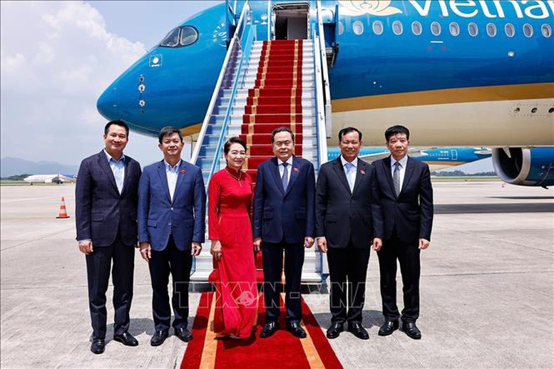 ប្រធានរដ្ឋសភាលោក Tran Thanh Man ចាកចេញទៅមហាសន្និបាត AIPA លើកទី៤៦ និងបំពេញទស្សនកិច្ចផ្លូវការនៅម៉ាឡេស៊ី - រូបថត ១.