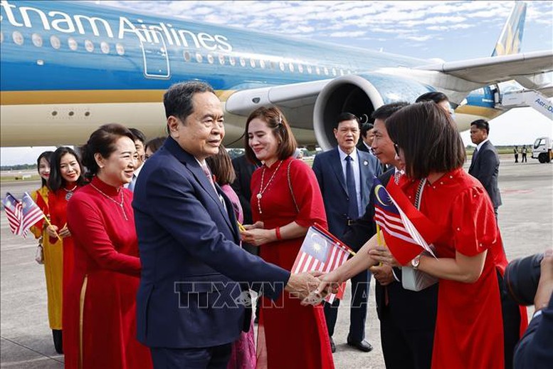 ប្រធានរដ្ឋសភាវៀតណាមលោក Tran Thanh Man ចាប់ផ្តើមចូលរួមមហាសន្និបាត AIPA លើកទី៤៦ និងដំណើរទស្សនកិច្ចជាផ្លូវការនៅម៉ាឡេស៊ី - រូបថត ៣.