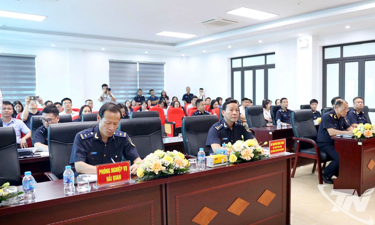 ប្រតិភូសន្និសីទ