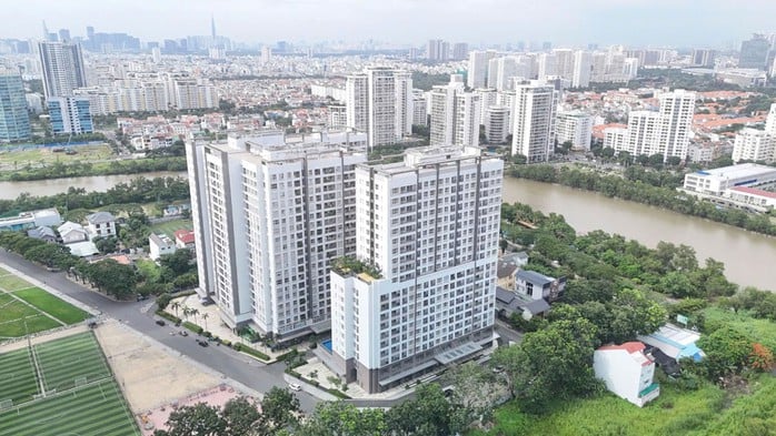Nghịch lý thị trường căn hộ - Ảnh 1.