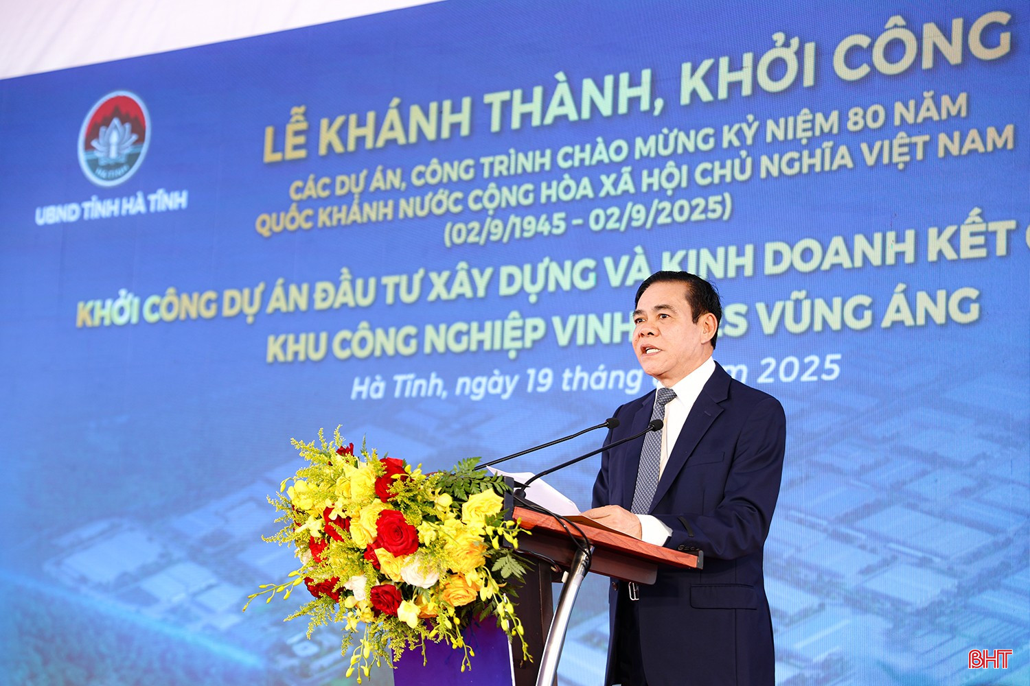 Chủ tịch UBND tỉnh Võ Trọng Hải phát biểu tại lễ khởi công.