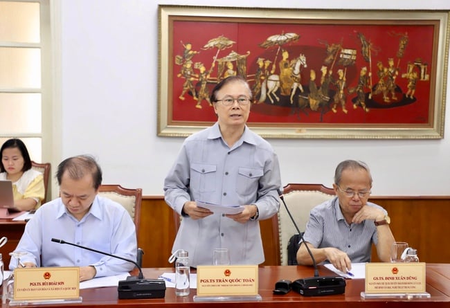Thứ trưởng Thường trực Lê Hải Bình chủ trì Tọa đàm xây dựng dự thảo Nghị quyết của Bộ Chính trị về Chấn hưng và phát triển văn hóa Việt Nam trong kỷ nguyên mới - Ảnh 3.