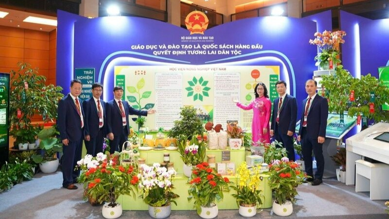ស្តង់នៃបណ្ឌិត្យសភាកសិកម្មជាតិវៀតណាមនៅឯពិព័រណ៍។