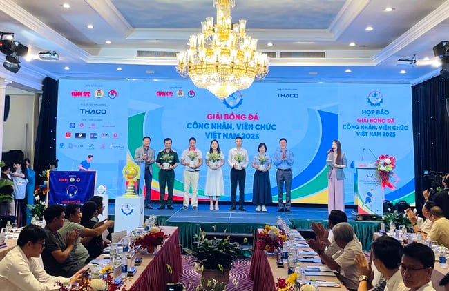 Khởi tranh Giải bóng đá công nhân, viên chức Việt Nam 2025 - Ảnh 4.
