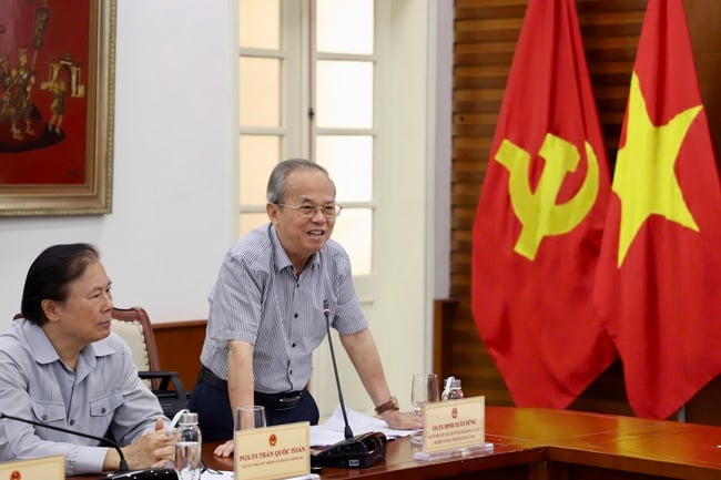 Thứ trưởng Thường trực Lê Hải Bình chủ trì Tọa đàm xây dựng dự thảo Nghị quyết của Bộ Chính trị về Chấn hưng và phát triển văn hóa Việt Nam trong kỷ nguyên mới - Ảnh 4.