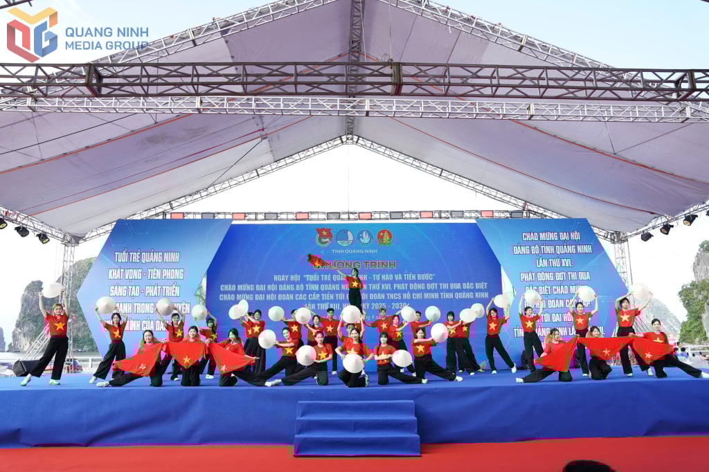 young-people-of-quang-ninh-tu-hao-tien-buoc-2.jpg