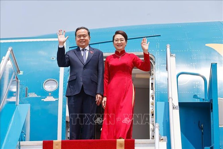 ប្រធានរដ្ឋសភាលោក Tran Thanh Man ចាកចេញទៅមហាសន្និបាត AIPA លើកទី៤៦ និងបំពេញទស្សនកិច្ចផ្លូវការនៅម៉ាឡេស៊ី - រូបថត ២.