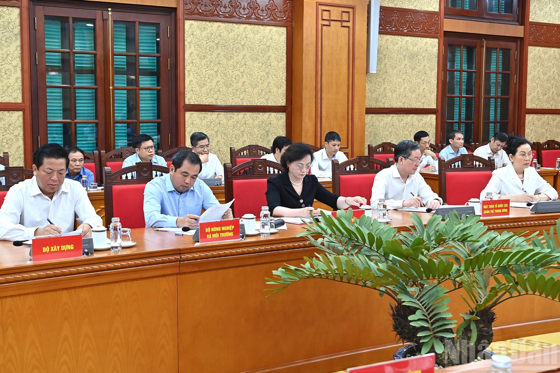 ndo_br_a6-bnd-6450.jpg