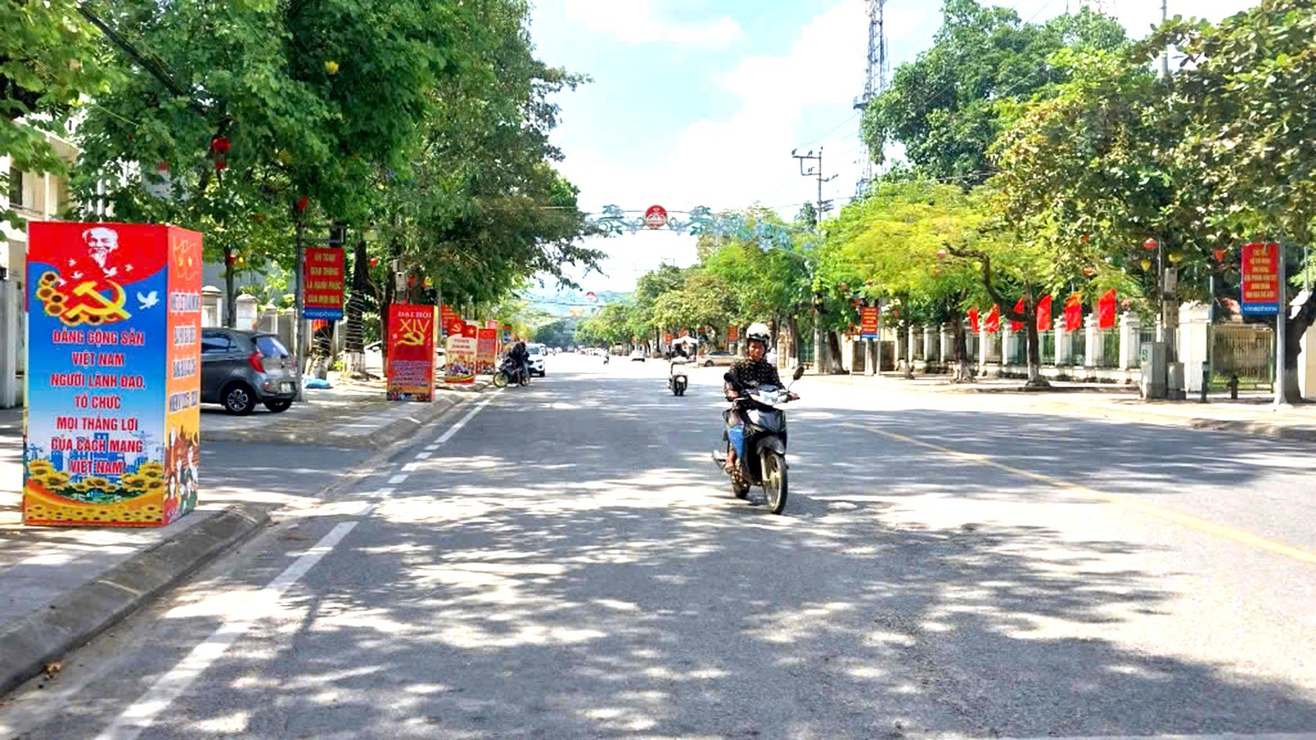 ១៧-៩-duongpho.jpg
