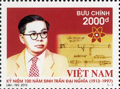 Tem Giáo sư Trần Đại Nghĩa.