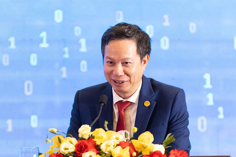 chu-tich-lien-minh.jpg