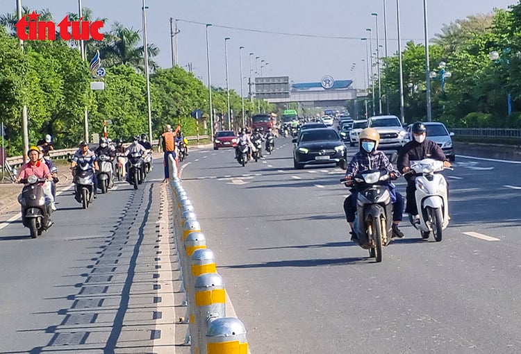 ចំណងជើងរូបថត