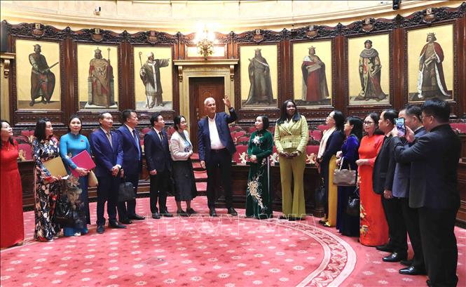 Λεζάντα φωτογραφίας