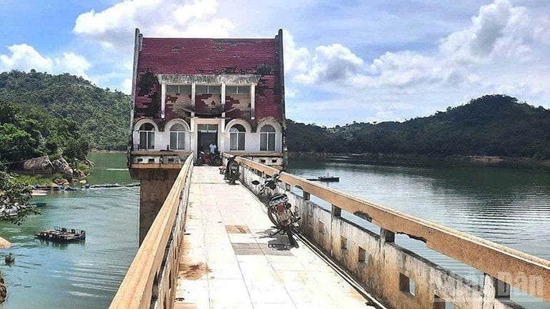 ndo_br_a2-1982.jpg