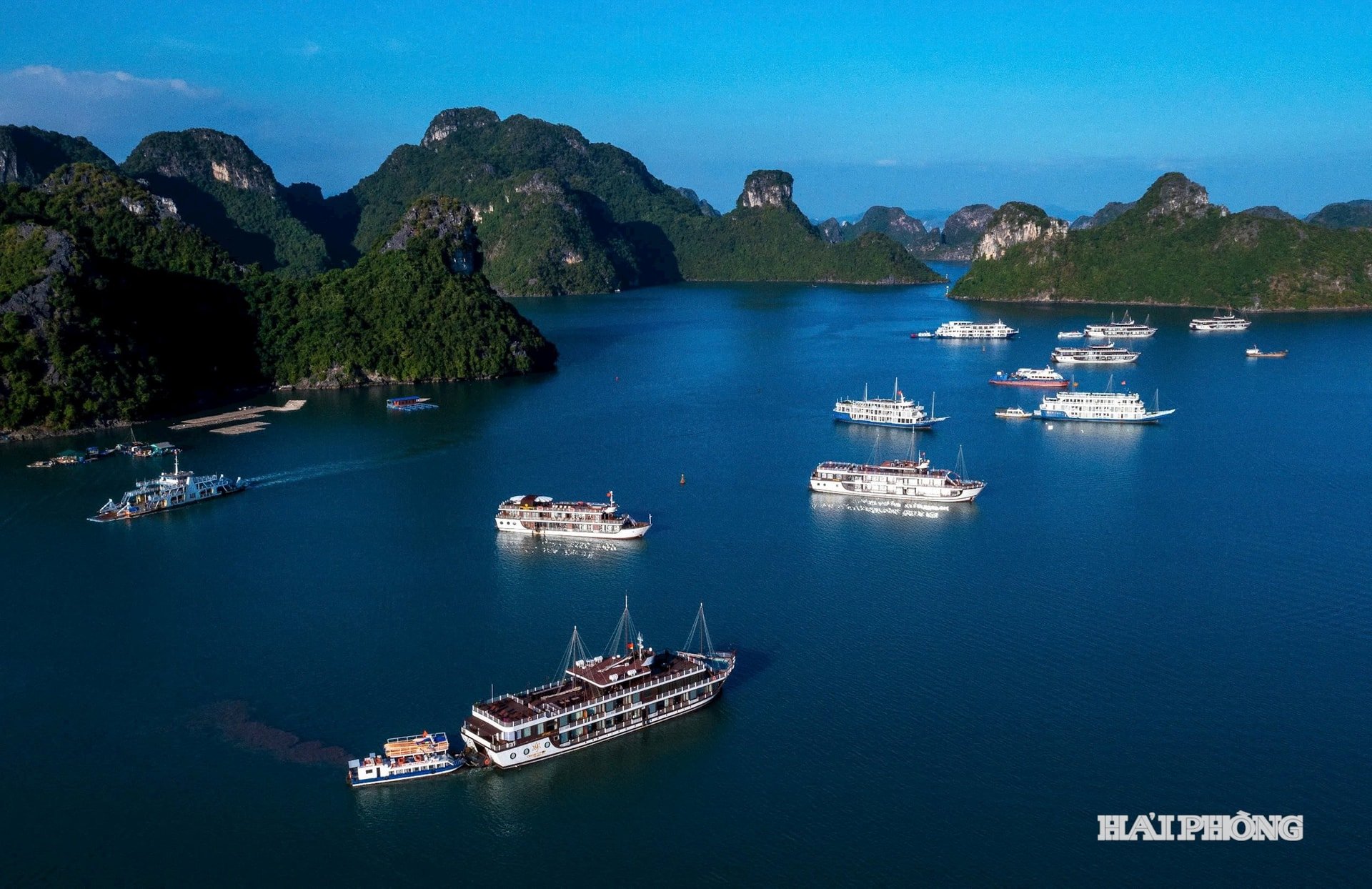 Phát triển du lịch bền vững tại di sản thiên nhiên thế giới quần đảo Cát Bà. Ảnh TRUNG KIÊN