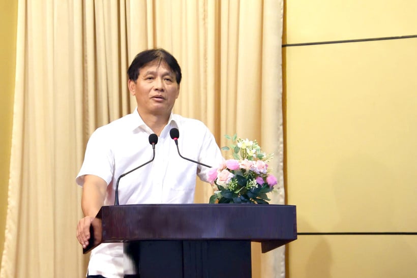 នាយករង Dang Ngoc Minh ថ្លែងក្នុងកិច្ចប្រជុំ។