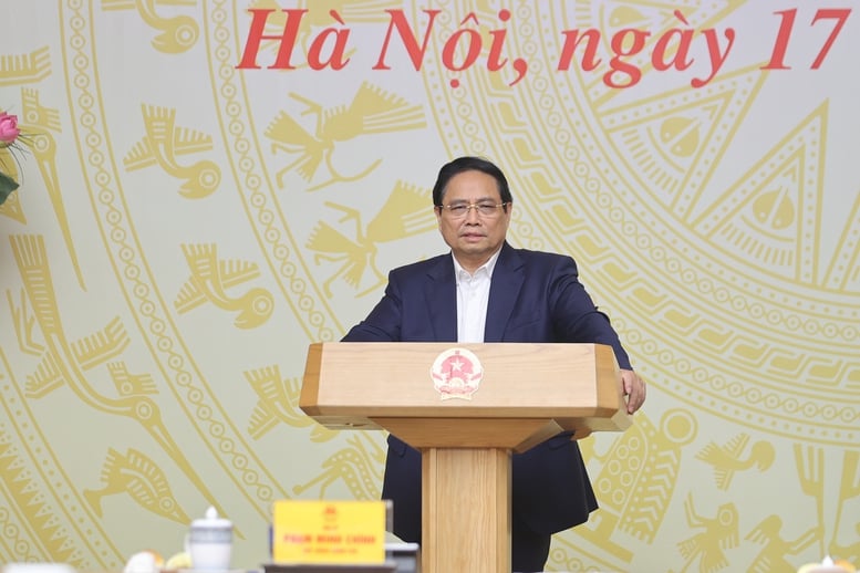 Thủ tướng: Bảo đảm giải ngân 100% vốn đầu tư công, nâng cao chất lượng và phát huy vai trò động lực tăng trưởng- Ảnh 5.