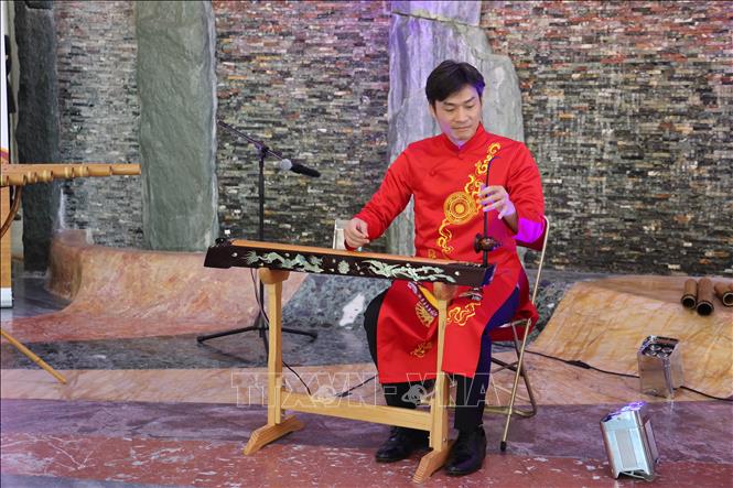 ចំណងជើងរូបថត