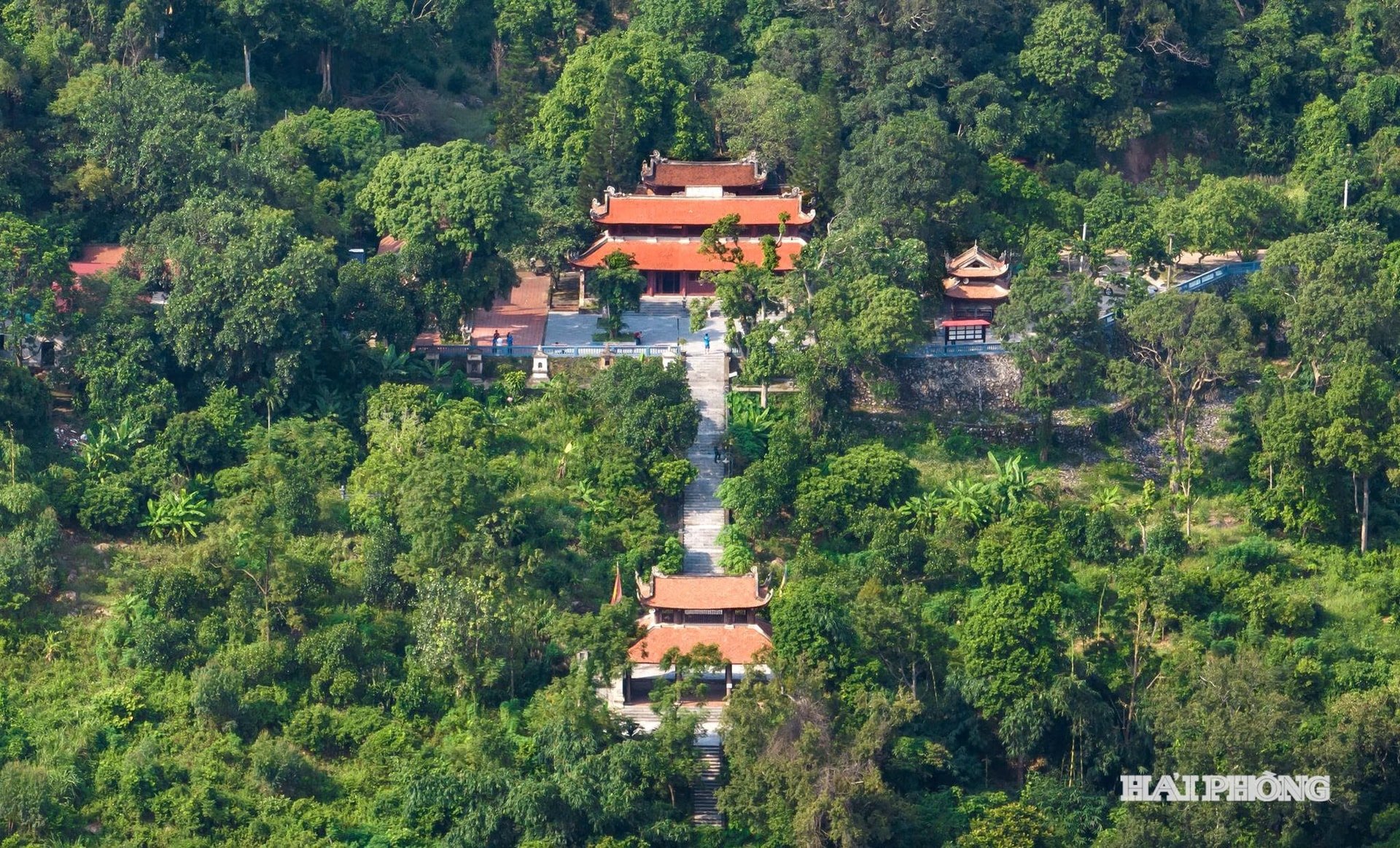 Toàn cảnh chùa Thanh Mai. Ảnh NGUYỄN THỊ HƯNG