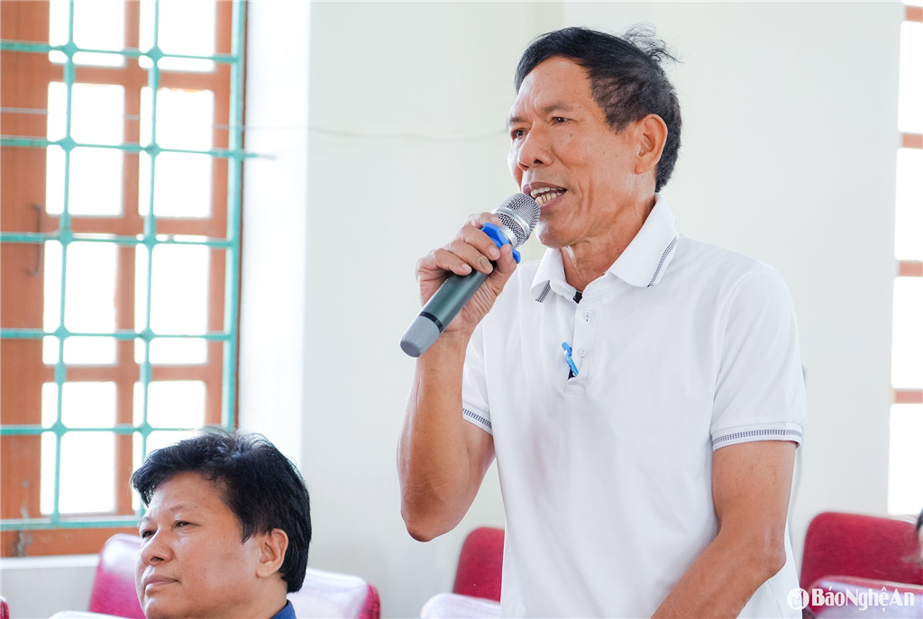 អង់គ្លេស៖ ព័ត៌មាន