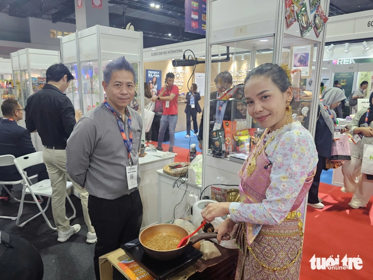 ស្វែងយល់ពីពិព័រណ៍ផលិតផលអ៊ីស្លាមដ៏ធំបំផុតរបស់ពិភពលោកឆ្នាំ 2025 - រូបថត 2 ។