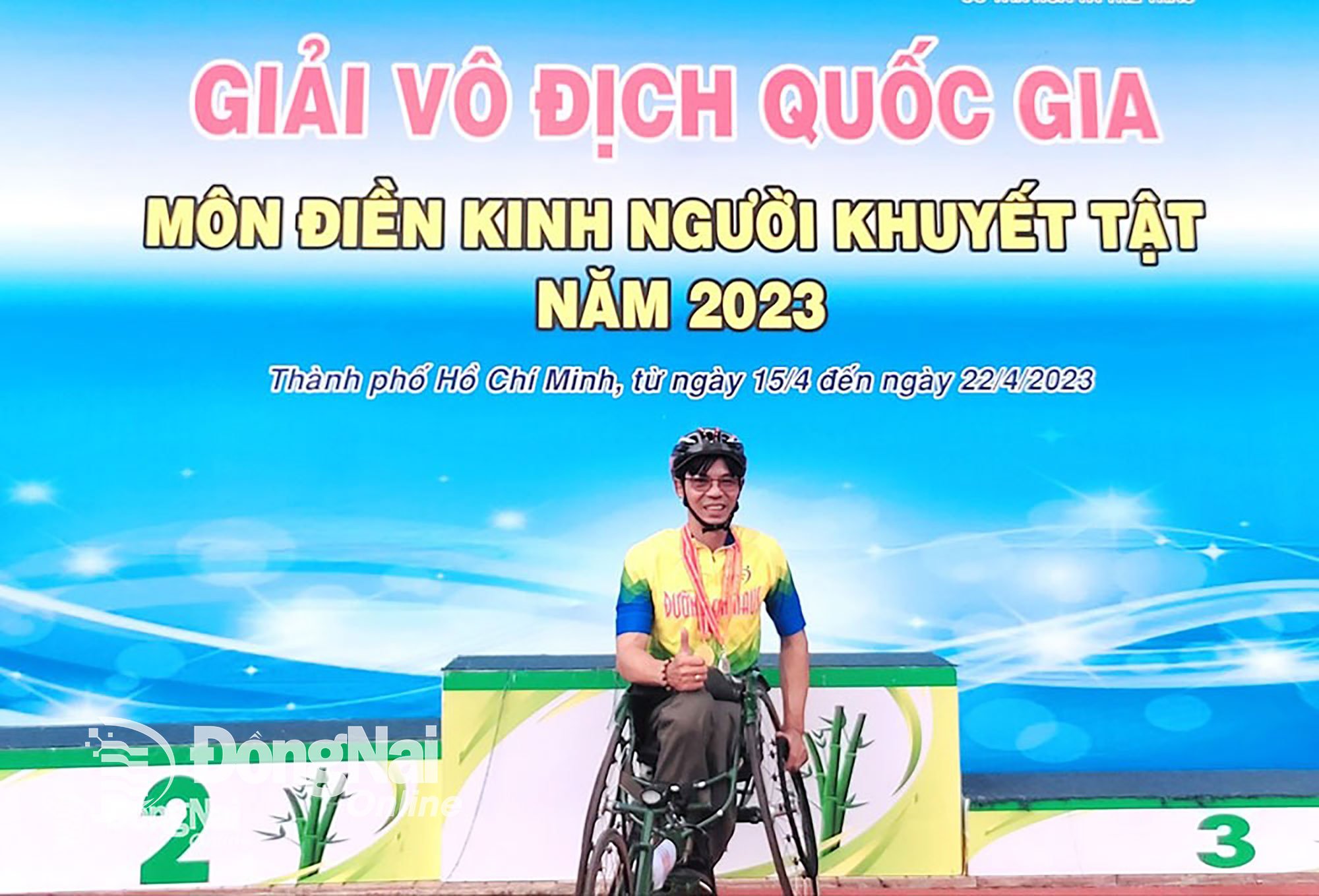 Vận động viên Nguyễn Văn Bích đoạt 1 huy chương vàng, 2 huy chương bạc nội dung xe lăn Giải vô địch các môn thể thao người khuyết tật toàn quốc 2023. Ảnh: NVCC

