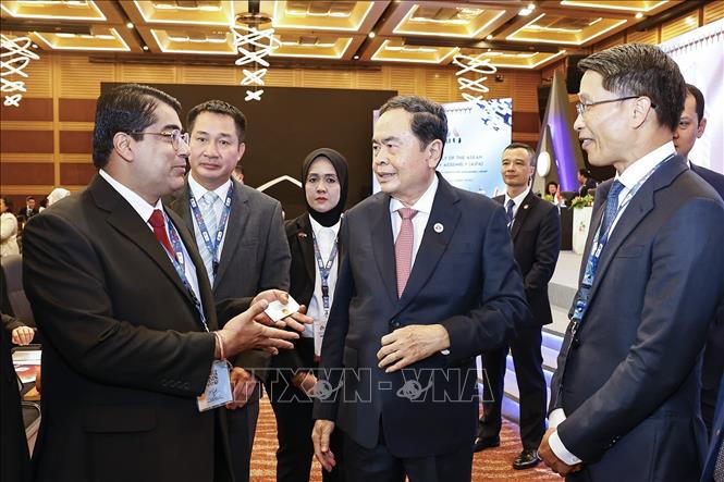 ចំណងជើងរូបថត