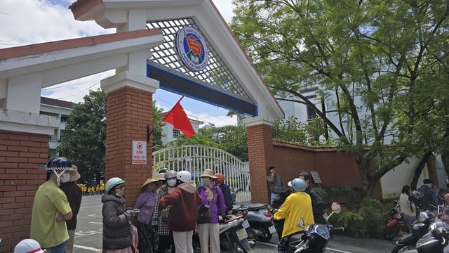 Hé lộ nhà cung cấp thực phẩm bếp bán trú Trường tiểu học Trưng Vương - Ảnh 1.