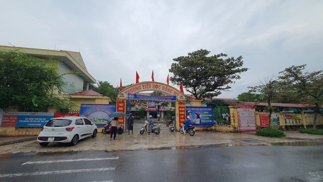 Phụ huynh 'tố' chèn môn 'tự nguyện' vào chính khóa, nhà trường nói sẽ sắp xếp lại - Ảnh 1.