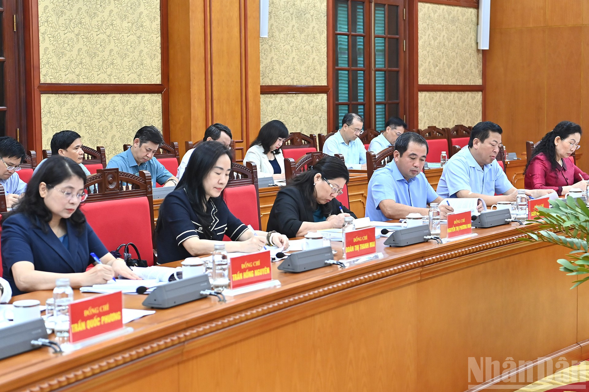 ndo_br_a7-bnd-6886.jpg