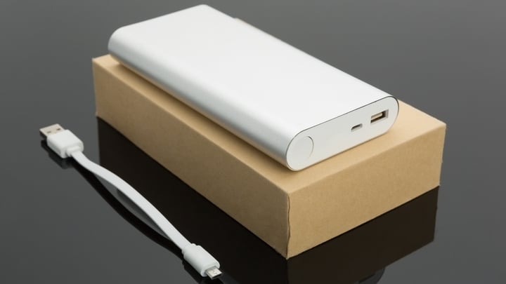 វាជារឿងធម្មតាទេដែល power bank ឡើងកំដៅដោយសារតែការផ្ទេរថាមពលកំដៅ ប៉ុន្តែកម្រិតកំដៅគួរតែត្រូវបានត្រួតពិនិត្យយ៉ាងប្រុងប្រយ័ត្ន។
