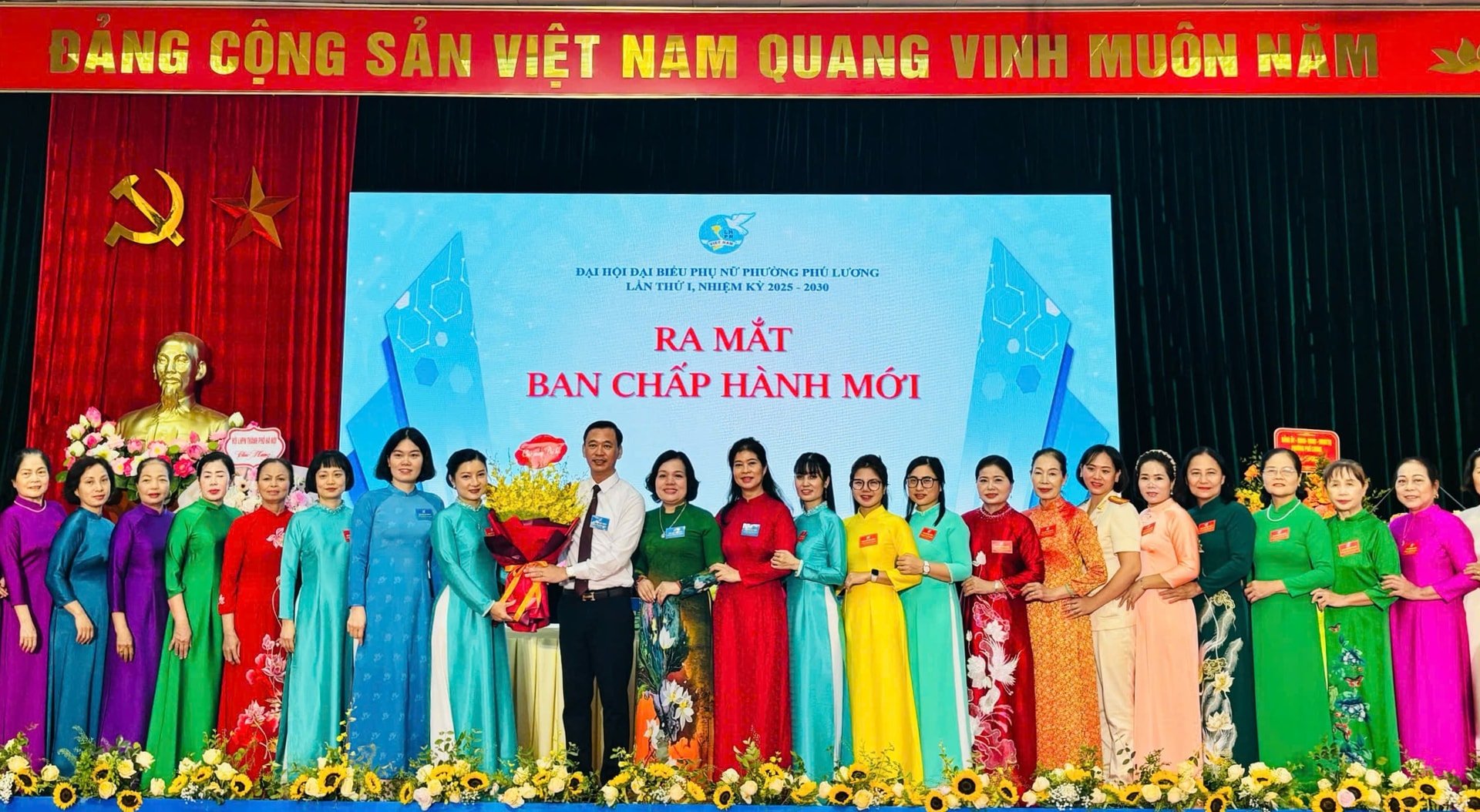 Đồng chí Bùi Thị Thu Trang giữ chức Chủ tịch Hội LHPN phường Phú Lương- Ảnh 4.
