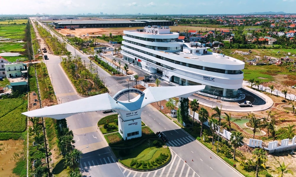 សួនឧស្សាហកម្ម Bac Tien Phong នៅ Quang Ninh។