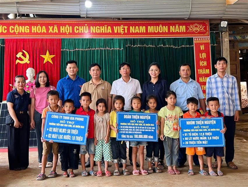 انگریزی: خبر