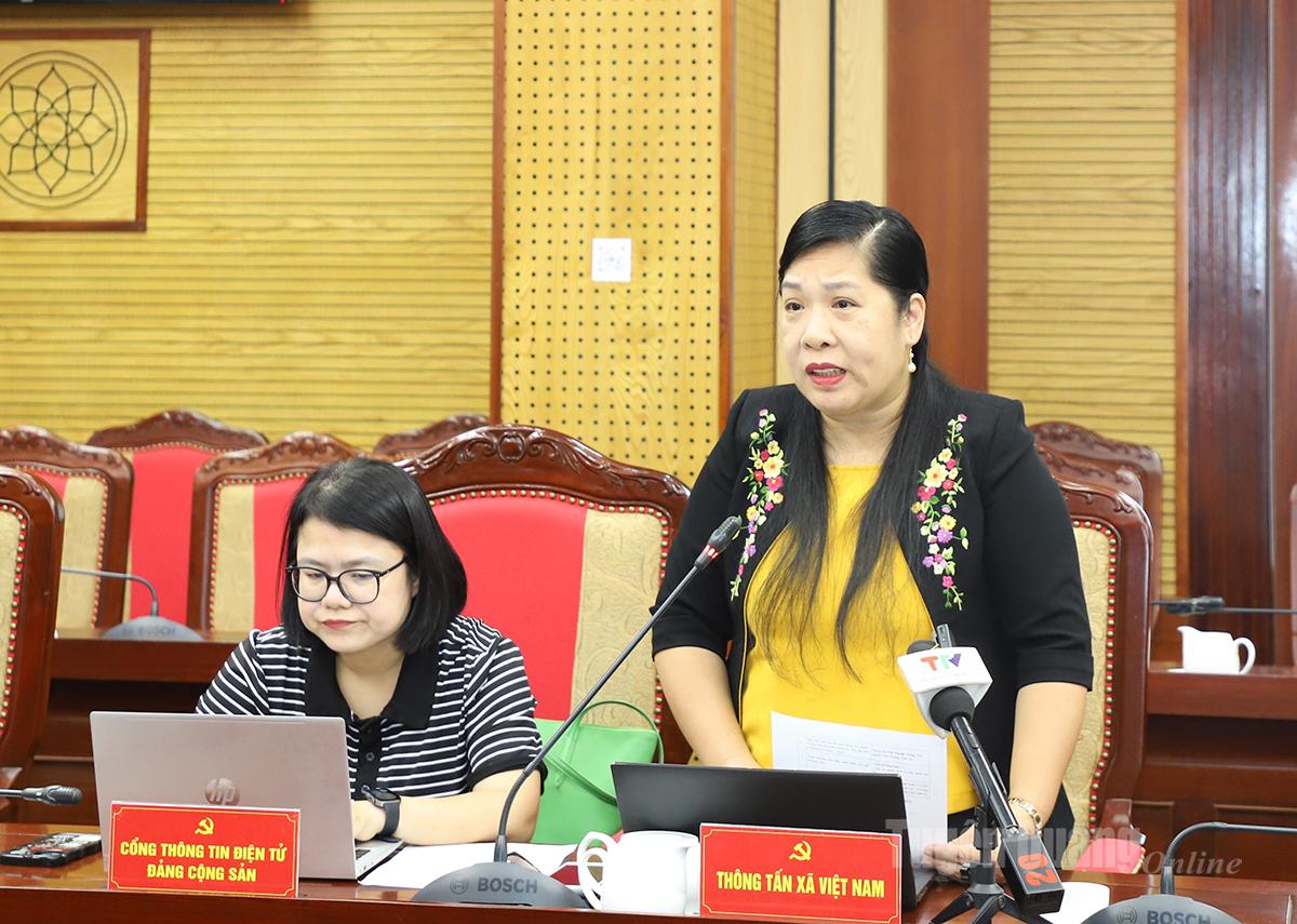 Representatives of the Vietnam News Agency's resident office in the province participated in the exchange of opinions at the press conference.