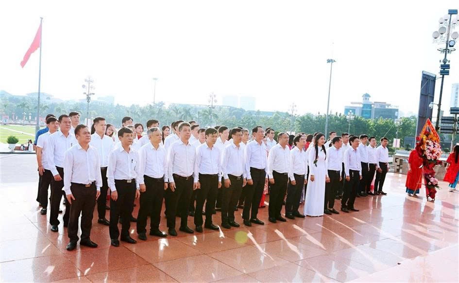 انگریزی: خبر