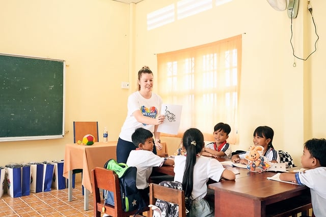 ILA thắp sáng tương lai học trò Giồng Nổi bằng những lớp học mới - Ảnh 5.