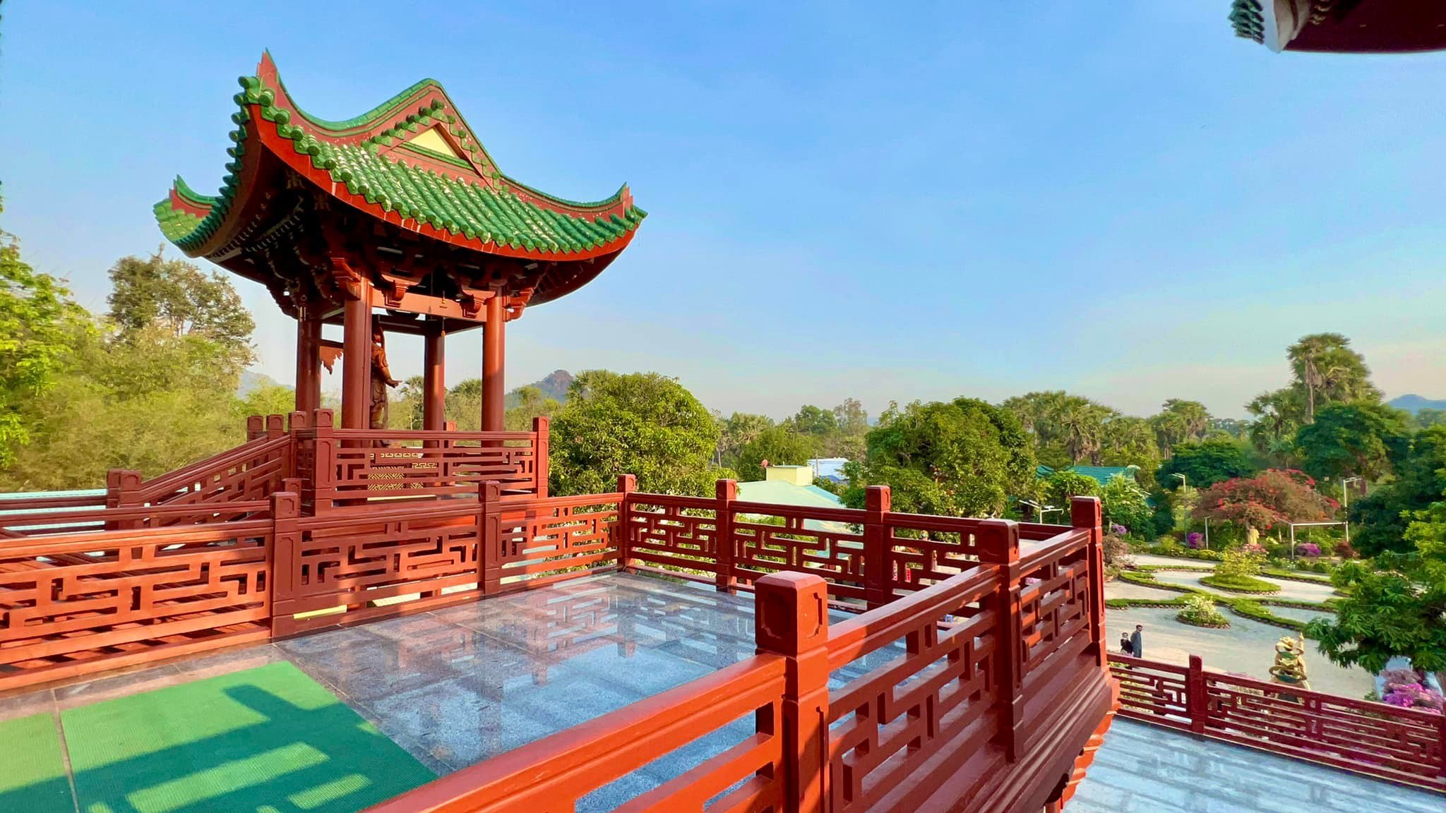 Chùa Lầu, dấu ấn kiến trúc độc đáo vùng Bảy Núi thu hút khách du lịch - Ảnh 3.