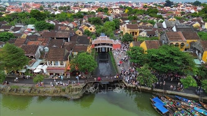 ចំណងជើងរូបថត